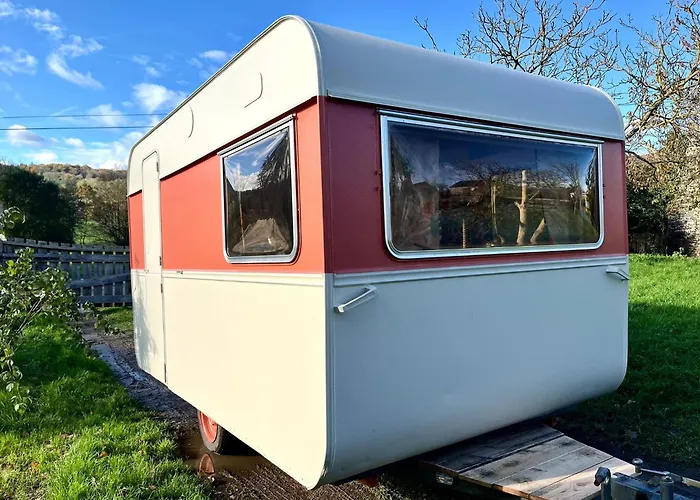 Camping Les Ronds Duval Face Aux Iles Anglo-Normandes