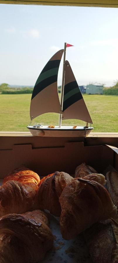 Camping Les Ronds Duval Face Aux Iles Anglo-normandes