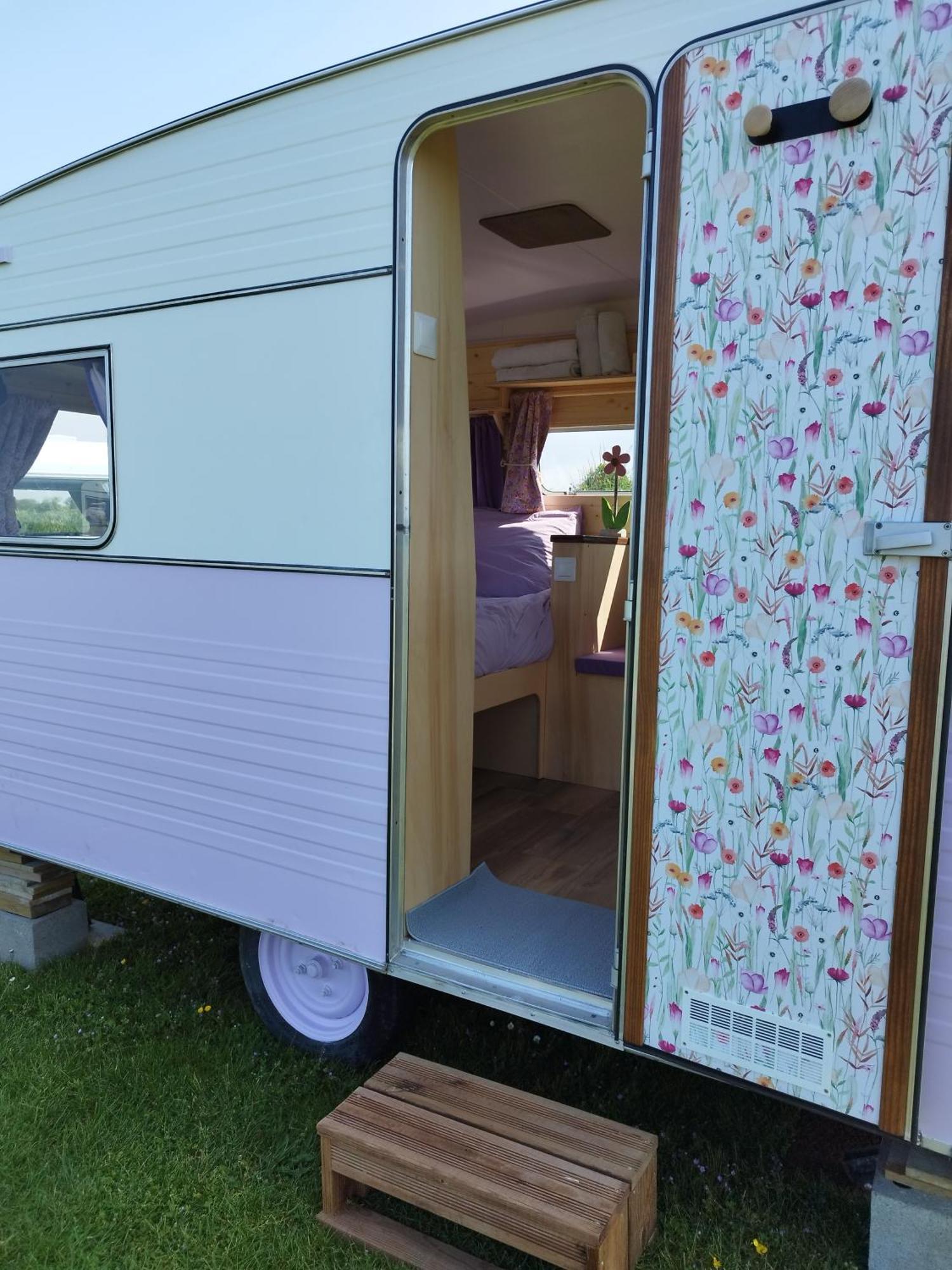 Camping Les Ronds Duval Face Aux Iles Anglo-normandes Les Moitiers-d'Allonne